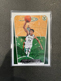 Giannis Antetokounmpo 18-19 Panini Hoops #299